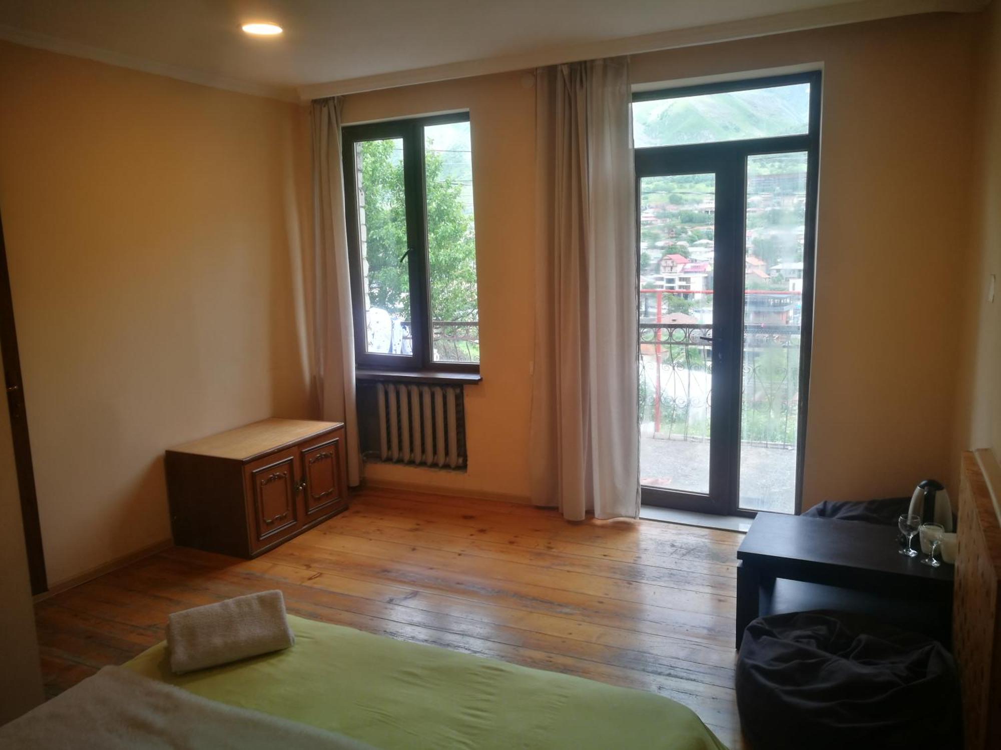 Belas Guesthouse Kazbegi Εξωτερικό φωτογραφία