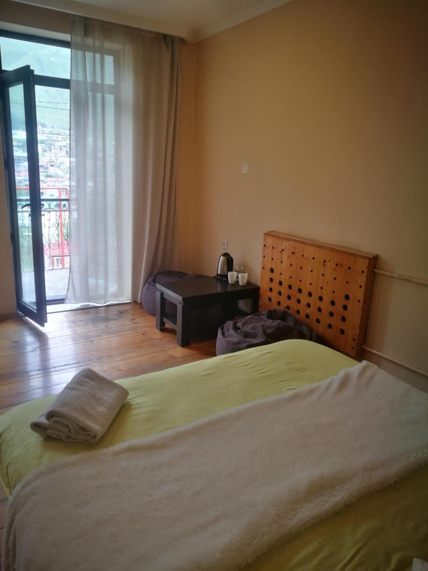 Belas Guesthouse Kazbegi Εξωτερικό φωτογραφία