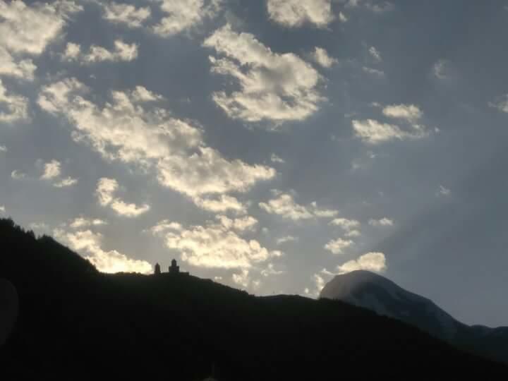 Belas Guesthouse Kazbegi Εξωτερικό φωτογραφία